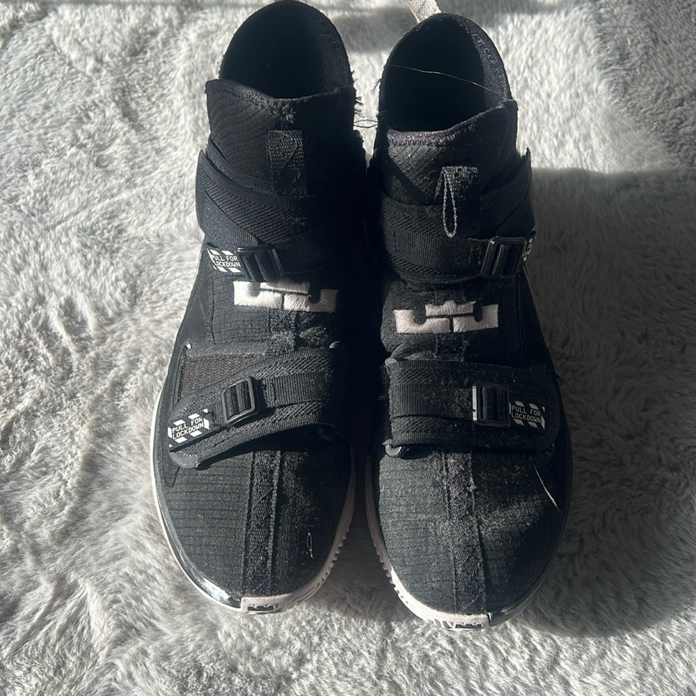 Nike basketball shoes